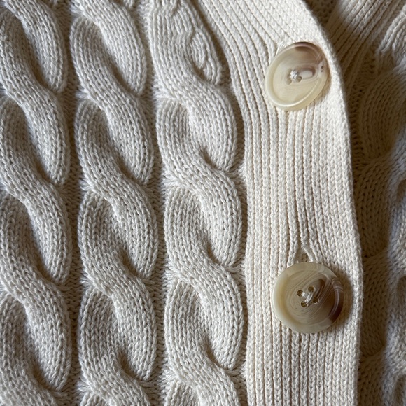 Old Navy Cream Cable Knit Cardigan - Picture 3 of 4